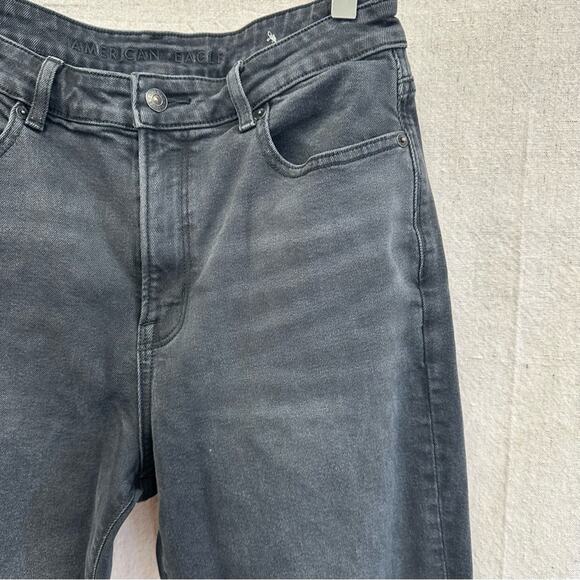 American Eagle Outfitters washed black mom jeans size 6 Regular - Picture 4 of 13